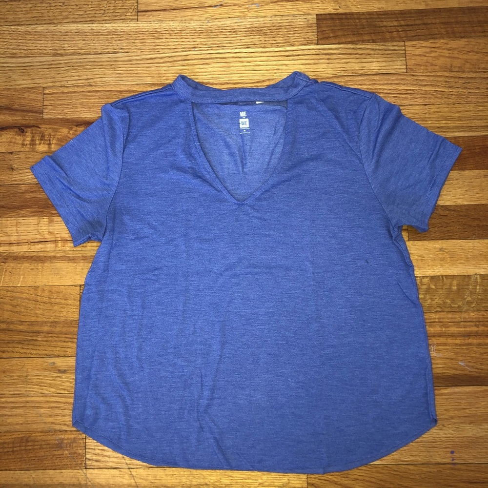 Cute open neck/v neck T-shirt